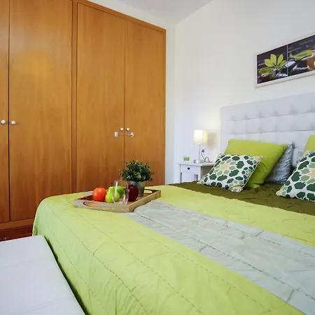 Lila Planet Costa Dorada Apartment *